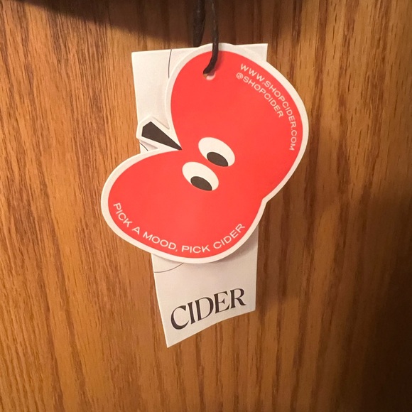 Sweater - Picture 2 of 3